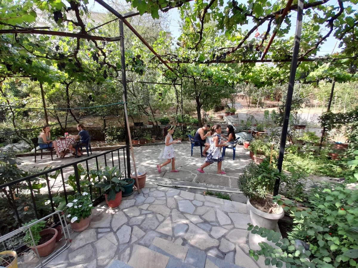 Camping Late Gjirokastër Exterior foto